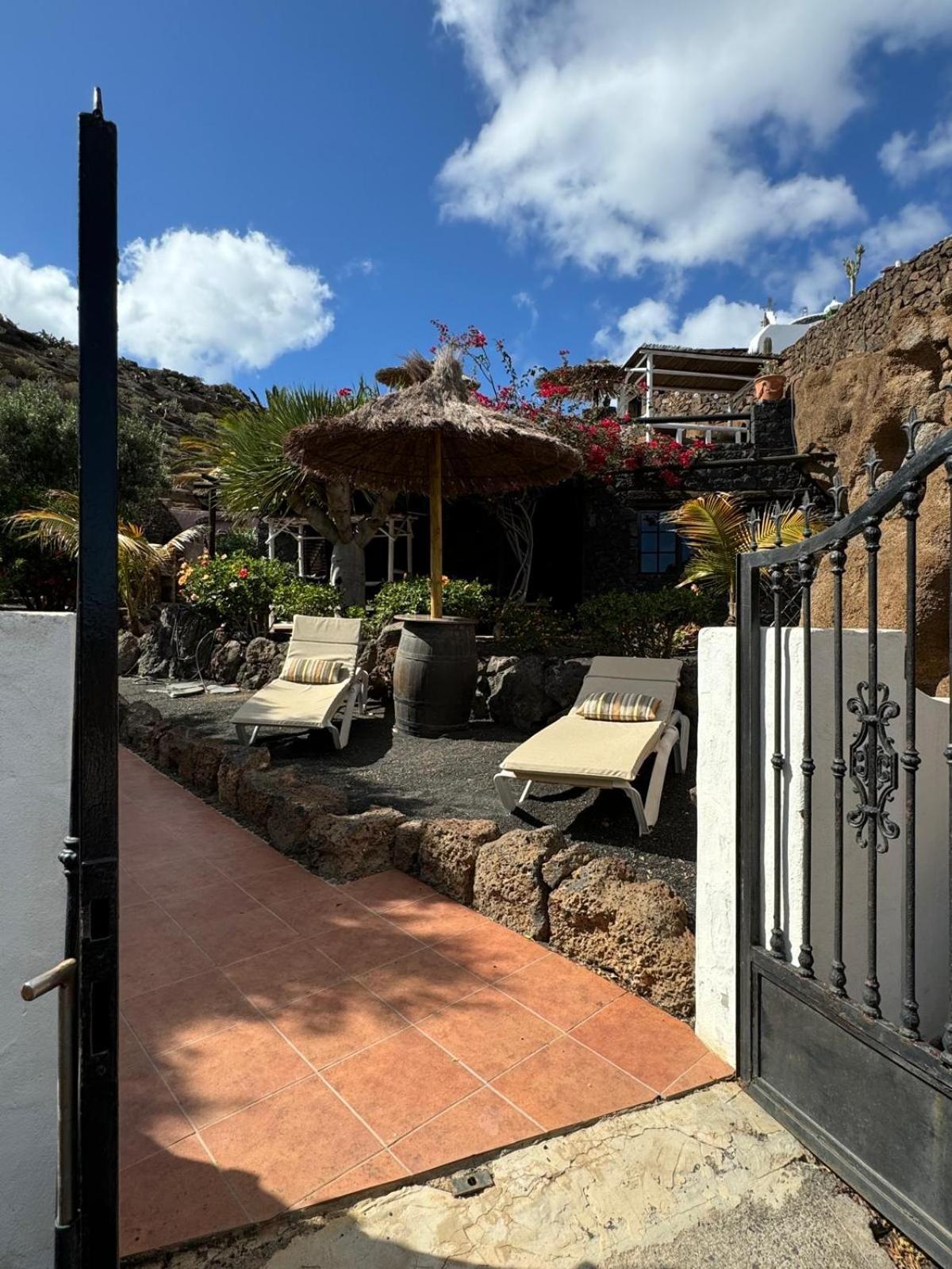 Castillo Lanzarote Villa Bailey - Luxury Villa - Pet Friendly With Heated Pool La Asomada  Kültér fotó