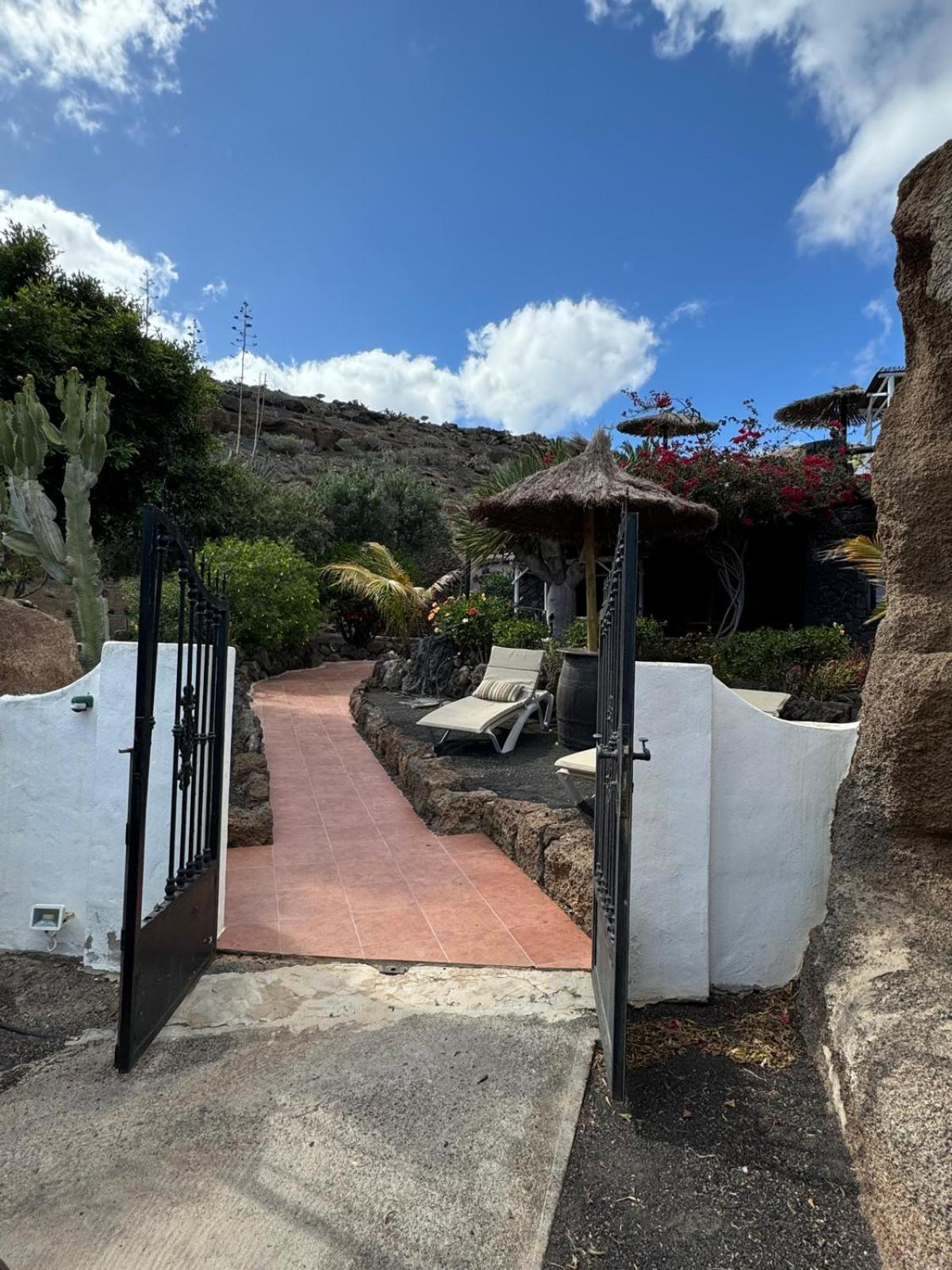 Castillo Lanzarote Villa Bailey - Luxury Villa - Pet Friendly With Heated Pool La Asomada  Kültér fotó