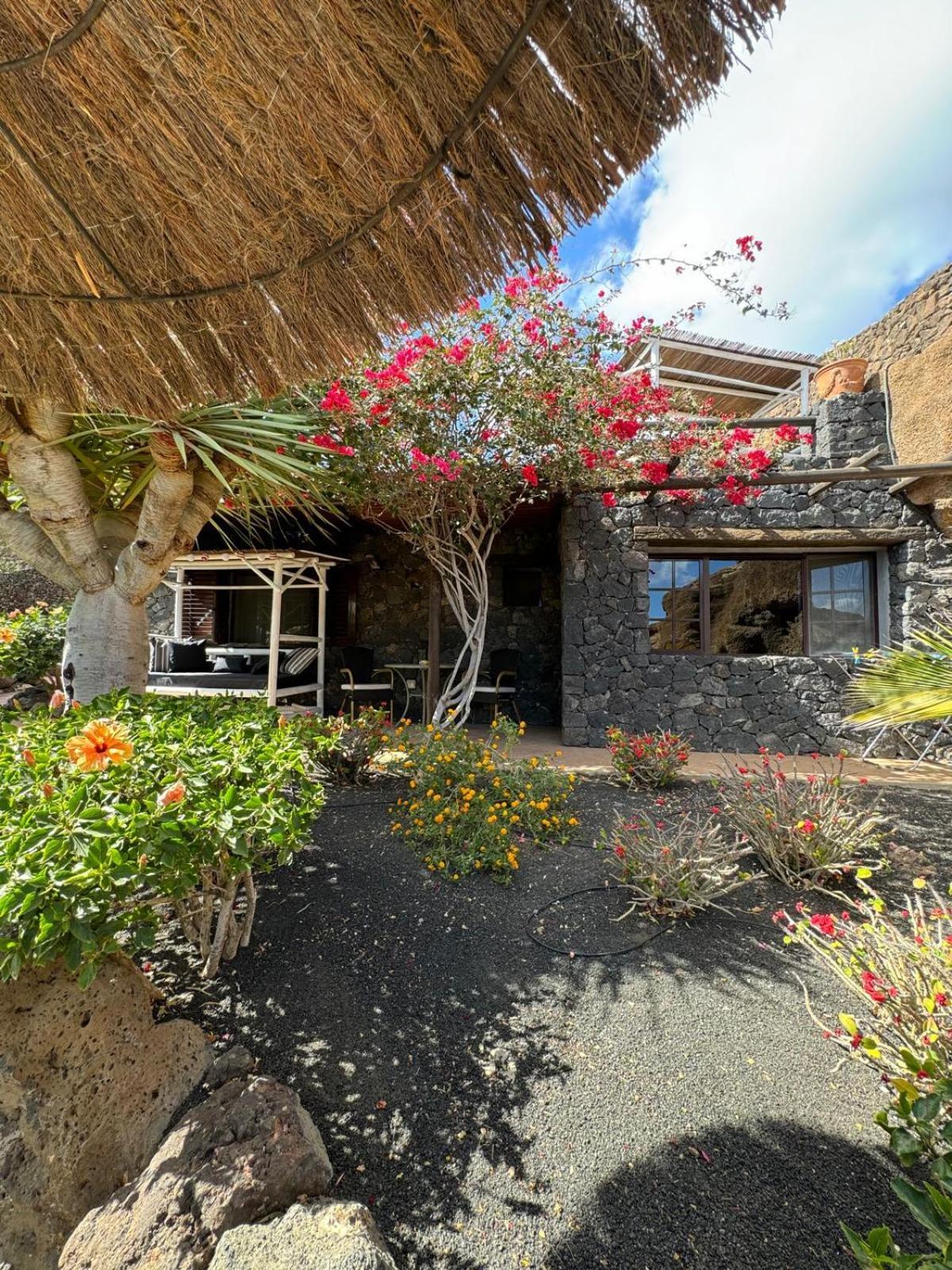 Castillo Lanzarote Villa Bailey - Luxury Villa - Pet Friendly With Heated Pool La Asomada  Kültér fotó